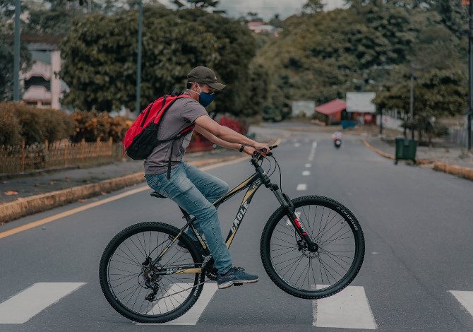 mascherina obbligatoria in bici