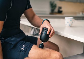 Compex FIXX Mini, il dispositivo portatile per automassaggio