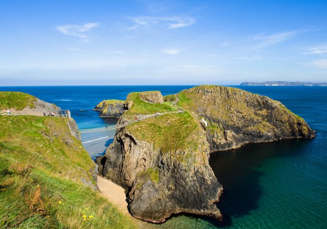 Vacanze outdoor in Irlanda-Carrick a Rede Rope Bridge