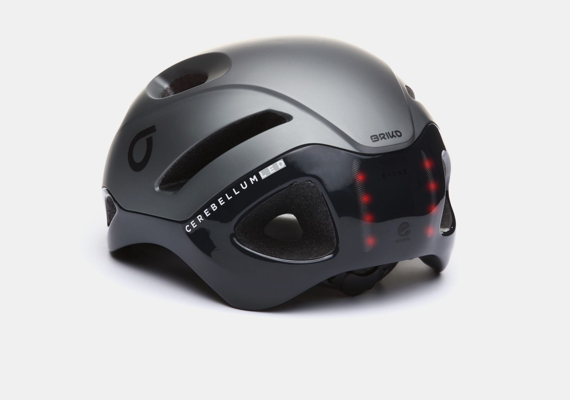 Il casco Briko da bici con i led per essere più visibili in città