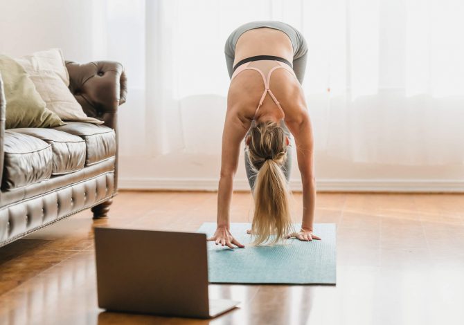 Allenamento in pausa pranzo per tenersi in forma: cosa fare in 30'