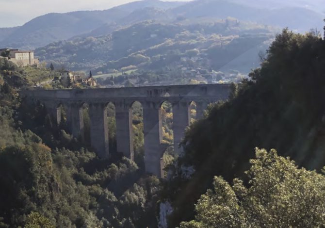 Itinerari in bicicletta sulle ex ferrovie: le Vie Verdi in Italia tutti da scoprire