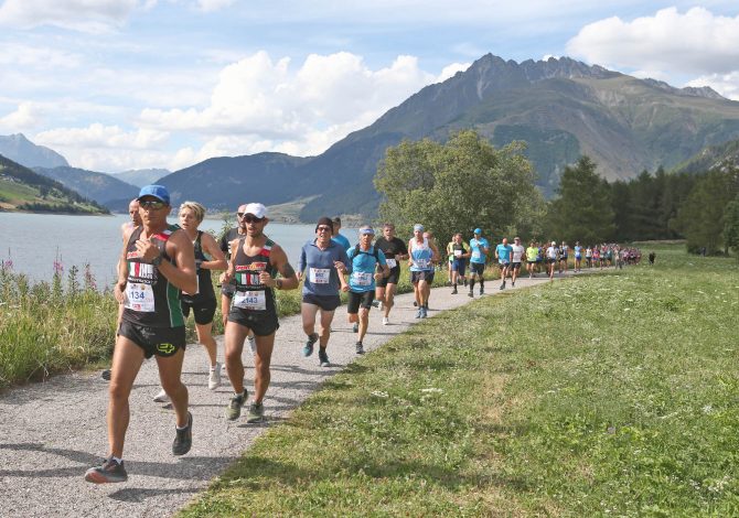 giro-del-lago-di-resia-di-corsa-da-curon-il-17-luglio