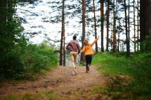 Quanti passi al giorno servono per vivere di più? 4500, secondo la scienza