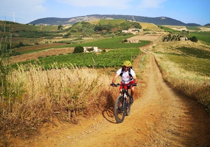 sicilia-in-bici-nasce-la-trasversale-sicula-ciclovia-di-600-km-da-mozia-a-vittoria