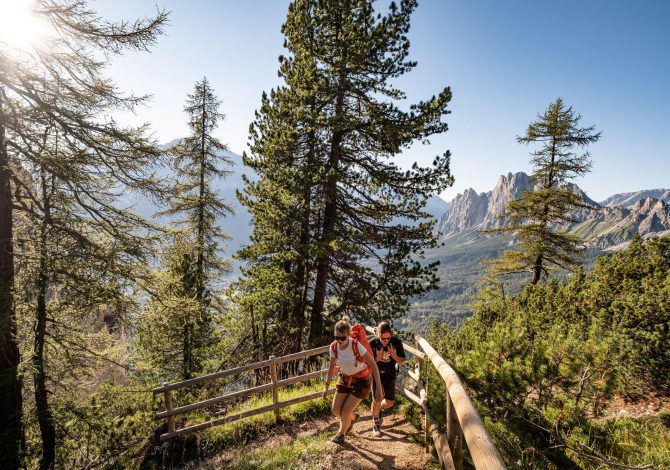 Faloria e Cristallo, tra arrampicata, escursioni e percorsi in mountain bike