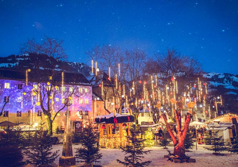 A Kitzbühel si scia dal 20 novembre tra i mercatini dell'Avvento