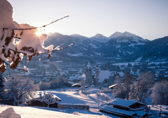 A Kitzbühel si scia dal 20 novembre tra i mercatini dell'Avvento