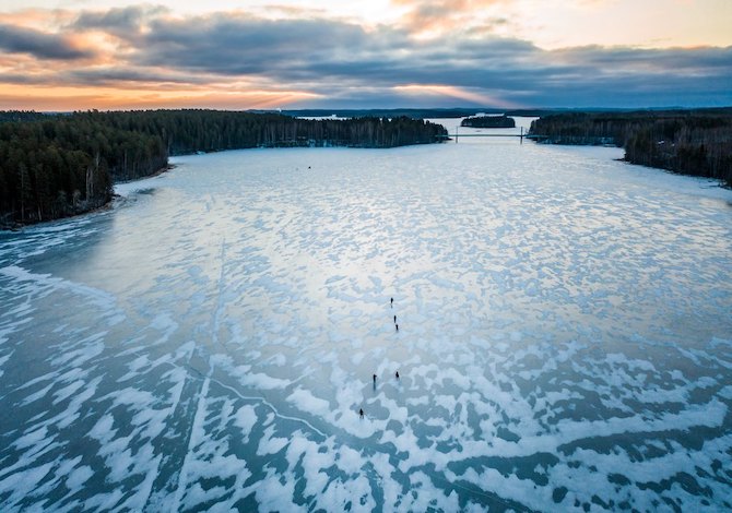 finlandia-in-inverno-itinerari-sul-lago-saimaa-pattinaggio