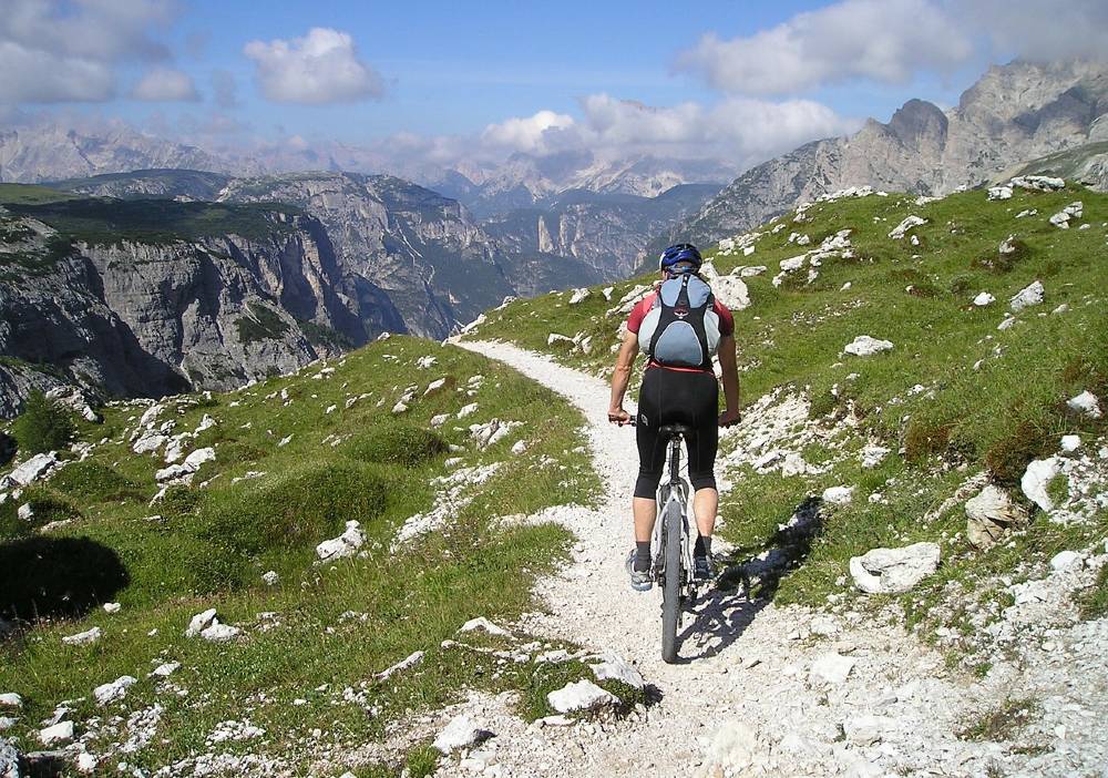 Sentieri vietati alle biciclette cosa dice la nuova legge