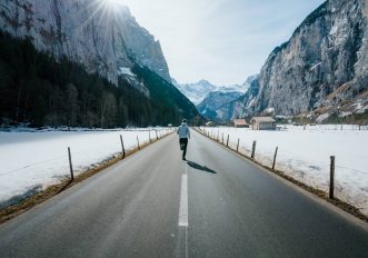 Perché dovresti correre col freddo (e sbagli a non farlo)