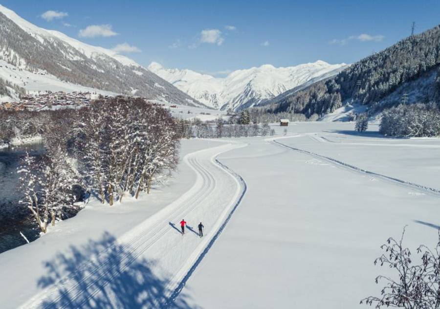 Dove fare sci di fondo in Svizzera: le piste vicino all'Italia
