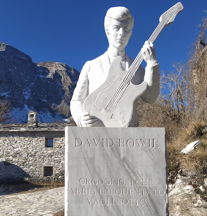 campocatino-bowie-busto