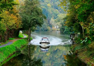 Ponte di Pasqua in Houseboat