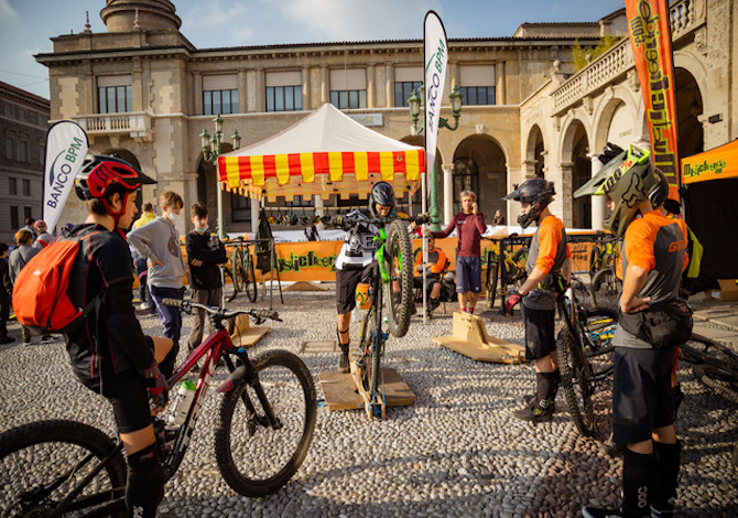 BikeUp 10-12 giugno, il festival delle e-bike e cicloturismo a Bergamo