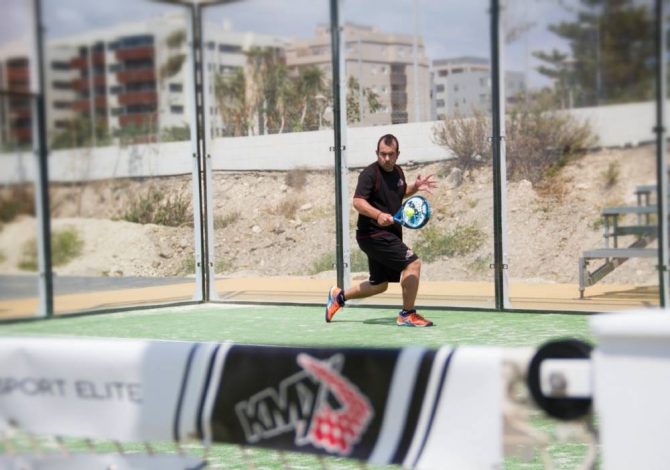Scarpe per hotsell giocare a padel