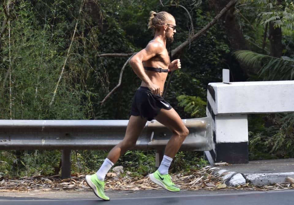 Due atleti vegani hanno vinto la 100 km del Passatore: Lee Grantham ed Eleonora Corradini