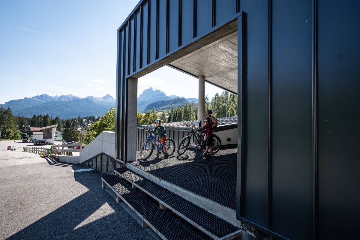 In Cortina in the summer everything is within reach of a bike