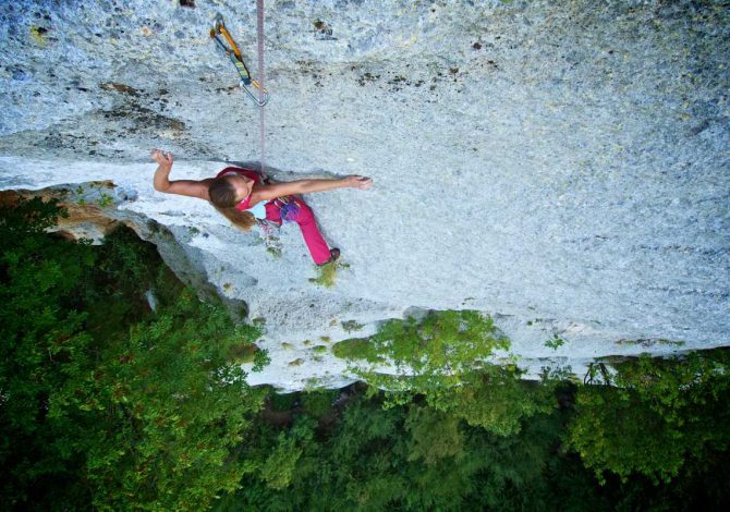 Rischi arrampicata in falesia: la checklist delle Guide Alpine per evitarli