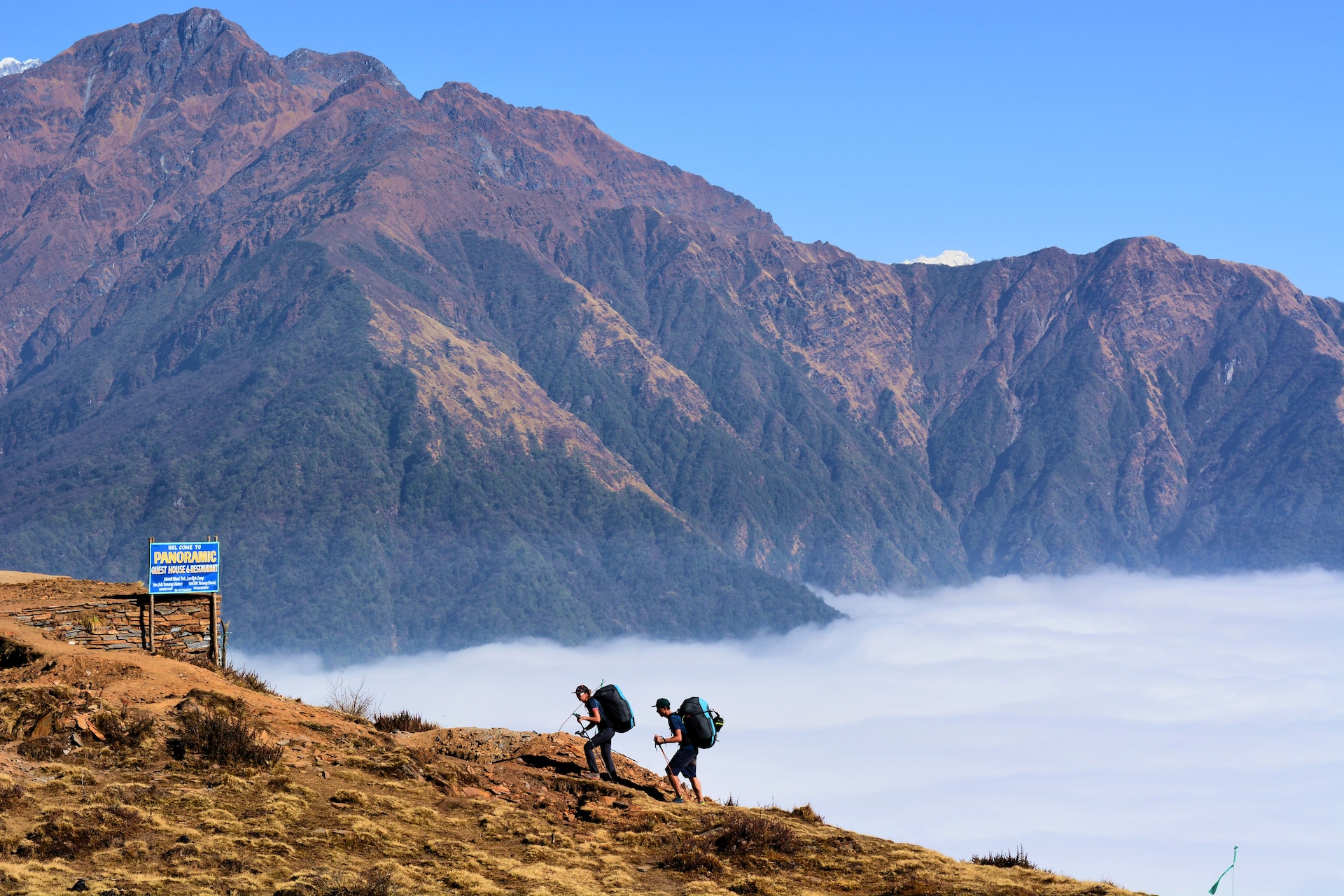 Come vestirsi per andare in montagna d'estate