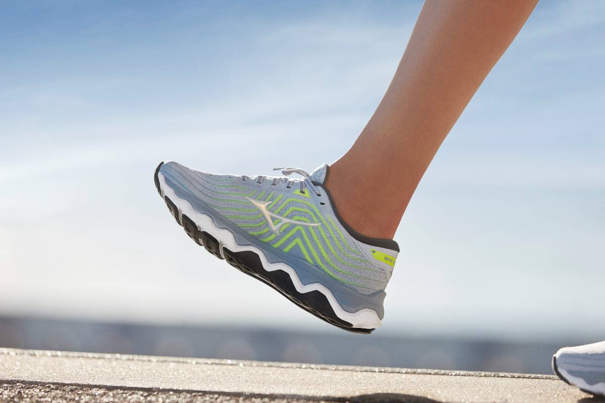 Mizuno Wave Horizon 6