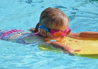 Corso di nuoto per bambini