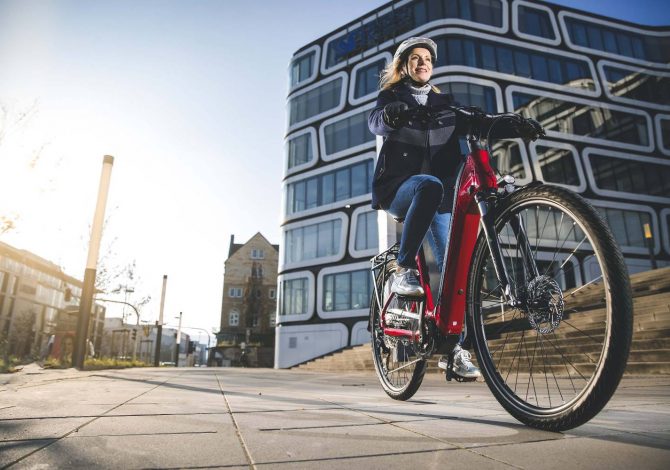 5 errori da evitare quando ricarichi la batteria dell'e-bike