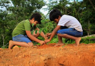 Come parlare ai nostri figli di sostenibilità