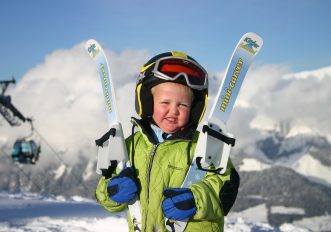 Corso di sci per bambini: i consigli per i genitori