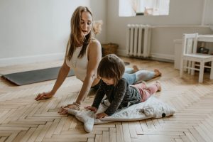 Le prime 7 facili posizioni yoga per iniziare da soli
