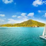 Catamarano-Five-Islands-Harbour