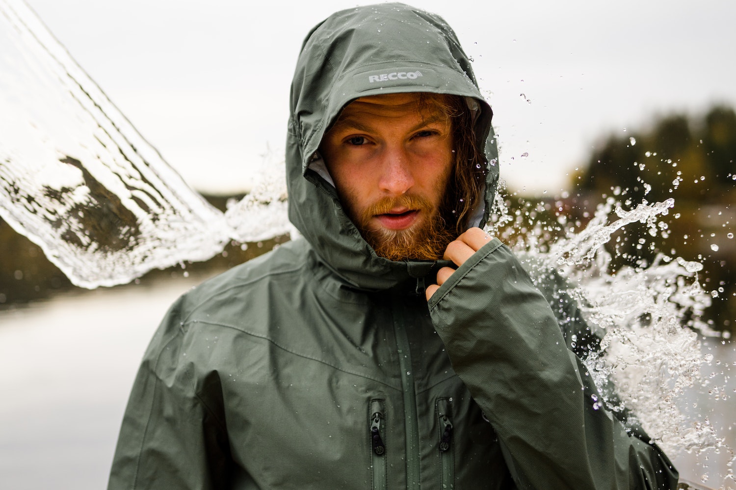 Tear on waterproof jacket: how to fix it - Breaking Latest News