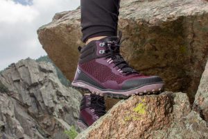 Xero Shoes Scrambler Mid: cosa sono questi scarponcini da trekking minimal e ultraleggeri