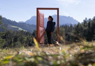 Trekking in mezzo alle opere d’arte fra le Dolomiti