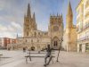 la-statua-del-pellegrino-nella-piazza-della-cattedrale-di-burgos