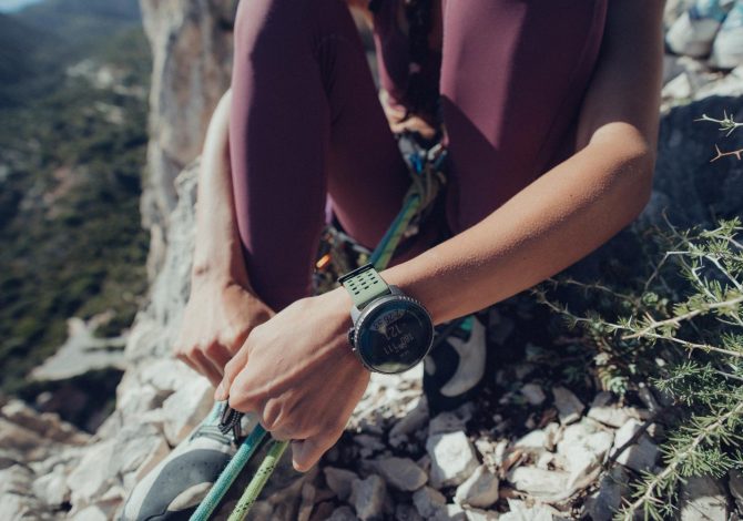 Nuovo Suunto Vertical: Gps, mappe offline, ricarica solare per la vera avventura