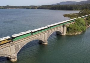 spagna-in-treno-costa-verde-express-santiago