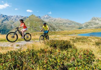 10 itinerari in bici in Valtellina con sosta per un panino con la bresaola