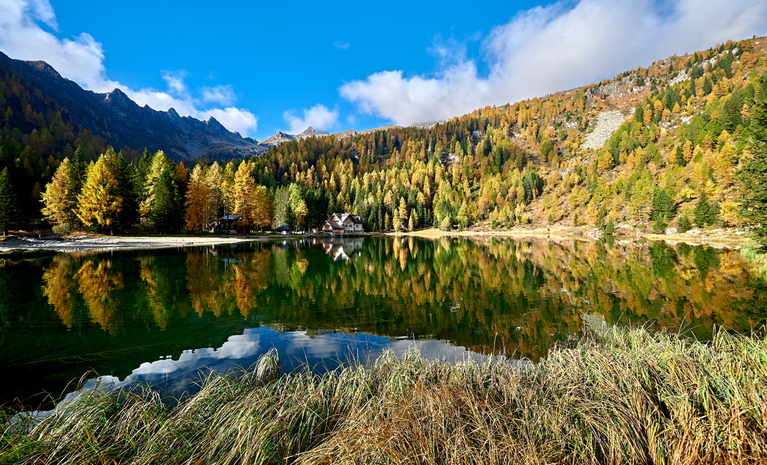 Il bellissimo lago di Nambino a Madonna di Campiglio ora è raggiungibile da tutti