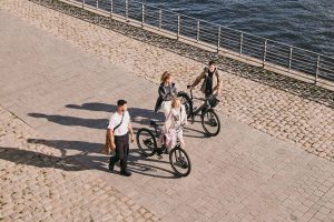 La Bike Commute 2.5 Jkt W di Jack Wolfskin è quella che userai per andare al lavoro in bici