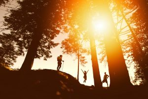 Infortuni alle articolazioni in montagna: come evitarli