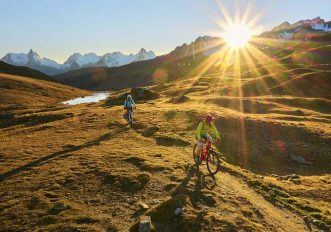 3-bellissimi-itinerari-in-bici-dal-lago-maggiore-alla-val-formazza