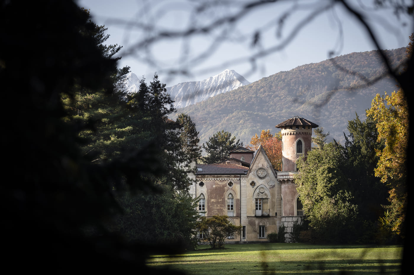 I luoghi del foliage: il Castello di Miradolo