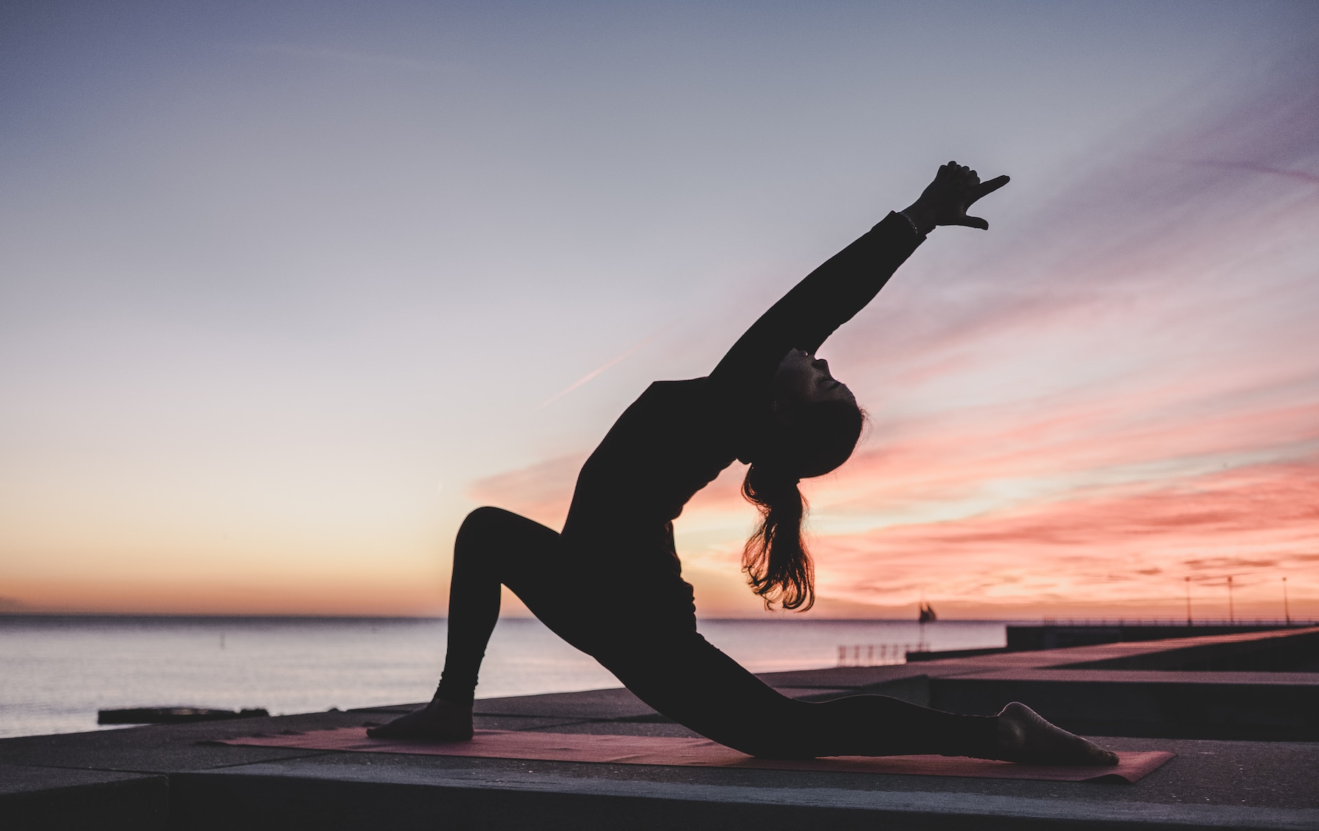 Yoga e nuoto, la combinazione perfetta