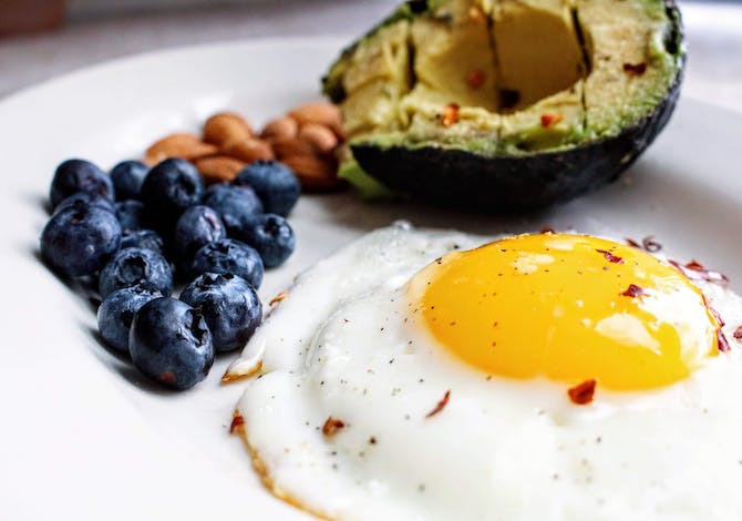 Dieta degli ormoni, 10 domande per capire i vantaggi della chimica degli alimenti