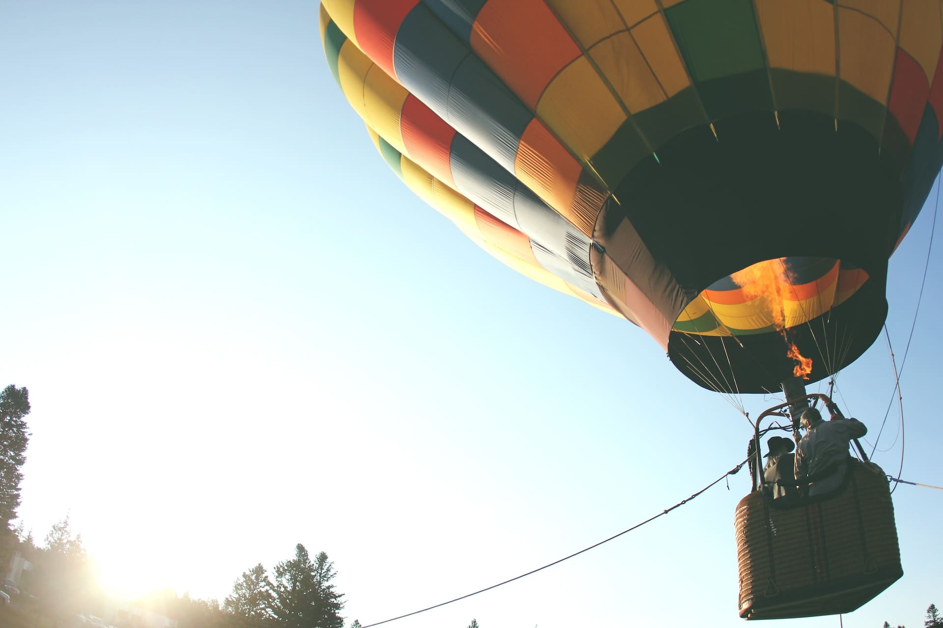 Volare in mongolfiera in Italia: 5 regioni per esperienze indimenticabili