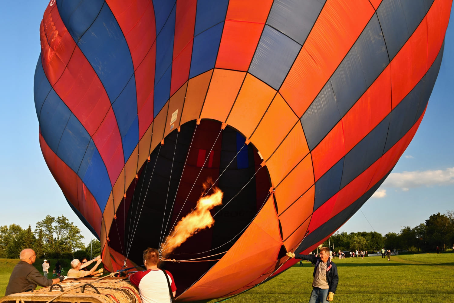 Volare in mongolfiera in Italia: 5 regioni per esperienze indimenticabili