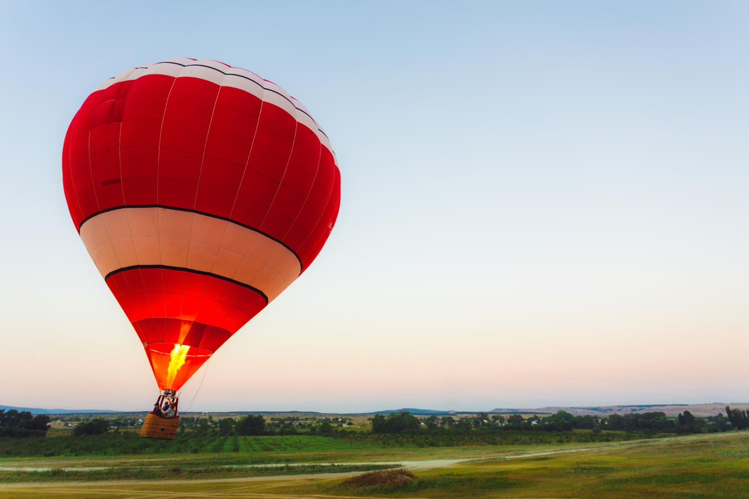 Volare in mongolfiera in Italia: 5 regioni per esperienze indimenticabili