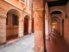 modena-vanta-un-centro-storico-medievale-i-portici-la-cattedrale-e-la-piazza-grande-la-cultura-enogastronomica-di-eccellenza