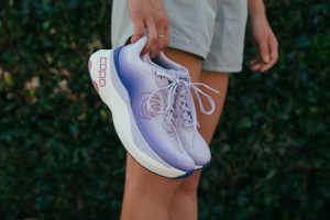 Topo Athletic Aura